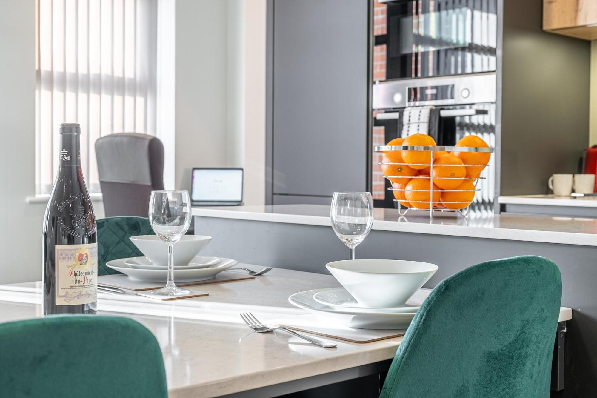 Bond House By Celador Apartments Reading Ngoại thất bức ảnh